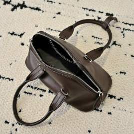 Picture of Loro Piana Handbags _SKUfw181169103fw